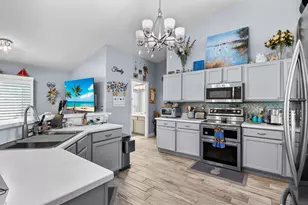 1073 SW Placetas Ave, Port Saint Lucie, FL 34953 - Photo 18