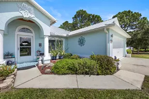 1073 SW Placetas Ave, Port Saint Lucie, FL 34953 - Photo 2