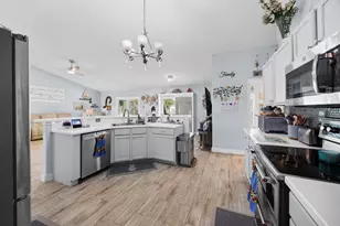 1073 SW Placetas Ave, Port Saint Lucie, FL 34953 - Photo 20