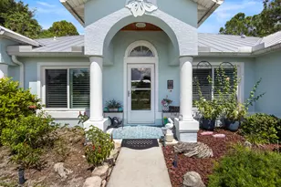 1073 SW Placetas Ave, Port Saint Lucie, FL 34953 - Photo 4