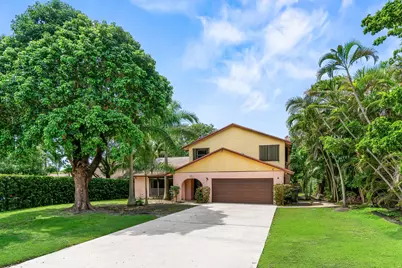 77 NW 5th Avenue, Boca Raton, FL 33432 - Photo 2