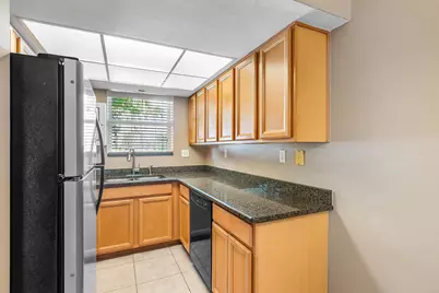 40 SE 13th Street #A3, Boca Raton, FL 33432 - Photo 10