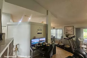 957 SW Jacqueline Ave, Port Saint Lucie, FL 34953 - Photo 14