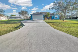 5464 NW Milner Dr, Port Saint Lucie, FL 34983 - Photo 2