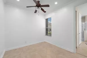 469 NW Blue Lake Dr, Port Saint Lucie, FL 34986 - Photo 20