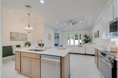 2005 Bridgepointe Circle #98, Vero Beach, FL 32967 - Photo 2