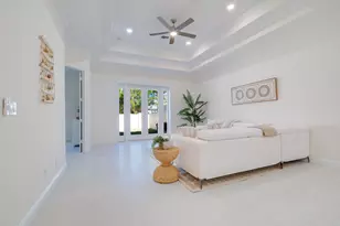 2005 Bridgepointe Cir, Vero Beach, FL 32967 - Photo 8