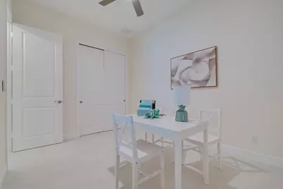 2005 Bridgepointe Circle #98, Vero Beach, FL 32967 - Photo 14