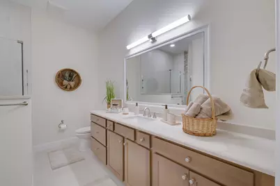 2005 Bridgepointe Circle #98, Vero Beach, FL 32967 - Photo 12