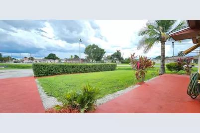 632 SW 13th Street, Belle Glade, FL 33430 - Photo 4