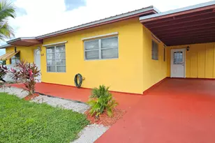 632 SW 13th St, Belle Glade, FL 33430 - Photo 2