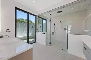 933 Allamanda Dr, Delray Beach, FL 33483 - Photo 58