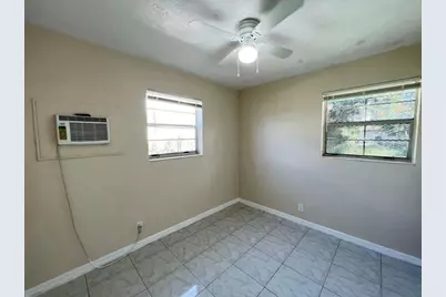 1360 10th Street, West Palm Beach, FL 33401 - Photo 10