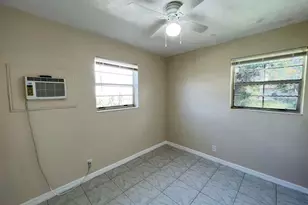 1360 10th St, West Palm Beach, FL 33401 - Photo 10
