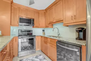 825 Center St, Jupiter, FL 33458 - Photo 16