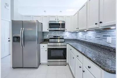 7751 162nd Court N, Palm Beach Gardens, FL 33418 - Photo 14