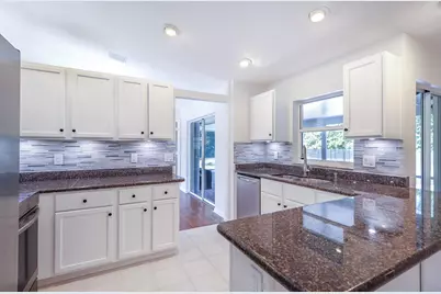 7751 162nd Court N, Palm Beach Gardens, FL 33418 - Photo 10