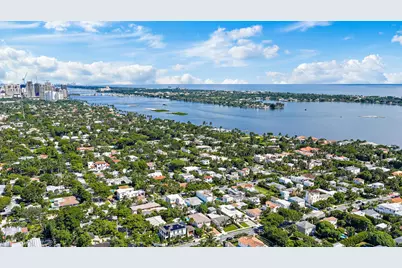 235 Greymon Drive, West Palm Beach, FL 33405 - Photo 34