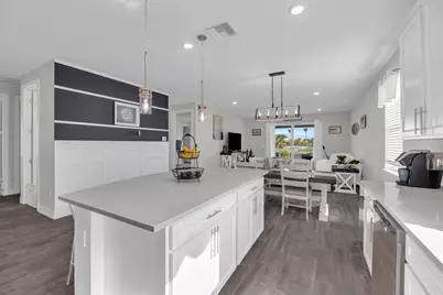 10389 SW Captiva Drive, Port Saint Lucie, FL 34987 - Photo 8