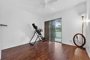 9441 W McNab Rd, Tamarac, FL 33321 - Photo 18