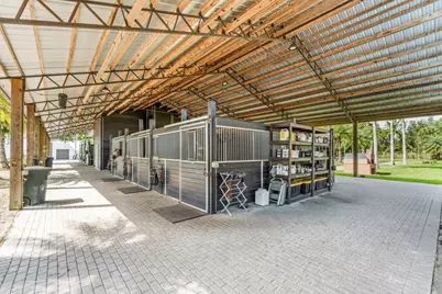 2587 Skipiks Way, Wellington, FL 33470 - Photo 2