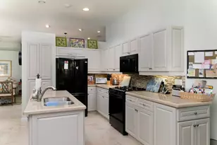 625 Masters Way, Palm Beach Gardens, FL 33418 - Photo 6