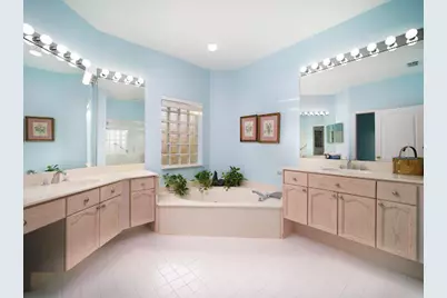 625 Masters Way, Palm Beach Gardens, FL 33418 - Photo 8