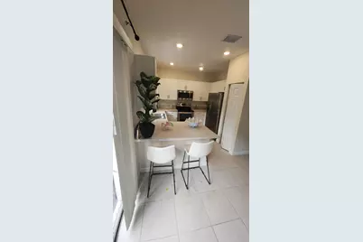 6002 Clydesdale Court, Davie, FL 33314 - Photo 8