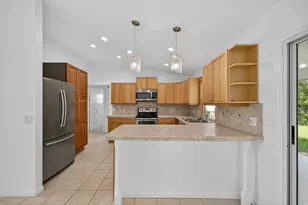 2273 SE Melaleuca Blvd, Port Saint Lucie, FL 34952 - Photo 10