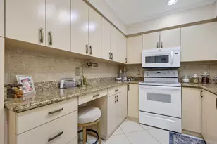 11811 Ave Of The Pga, Palm Beach Gardens, FL 33418 - Photo 16