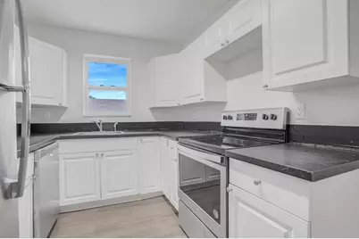 4301 Pinewood Avenue, West Palm Beach, FL 33407 - Photo 10