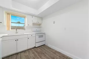 2567 Dudley Dr W, West Palm Beach, FL 33415 - Photo 18