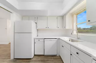 2567 Dudley Dr W, West Palm Beach, FL 33415 - Photo 16