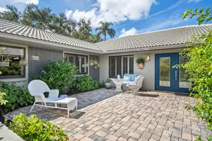 1423 SW Troon Cir, Palm City, FL 34990 - Photo 12