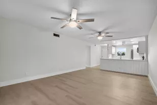 2601 NE 3rd Ct, Boynton Beach, FL 33435 - Photo 10