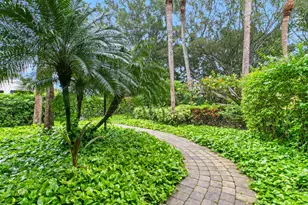 2735 Polo Island Dr E, Wellington, FL 33414 - Photo 4