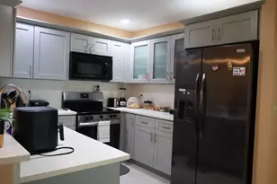 881 NW 208th Dr, Pembroke Pines, FL 33029 - Photo 28