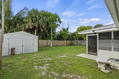 1915 Eucalyptus Avenue, Fort Pierce, FL 34949 - Photo 44