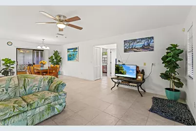 1915 Eucalyptus Avenue, Fort Pierce, FL 34949 - Photo 6