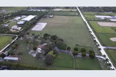 16098 Deer Path Lane, Wellington, FL 33470 - Photo 4