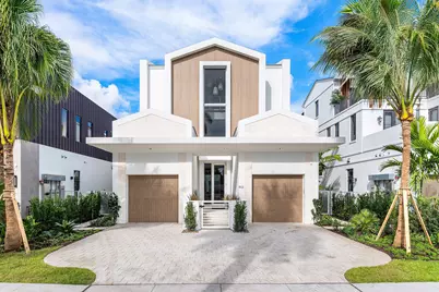 812 Palm Trail, Delray Beach, FL 33483 - Photo 1