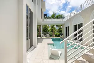812 Palm Trail, Delray Beach, FL 33483 - Photo 60