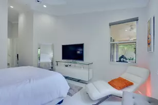 4729 Carlton Golf Dr, Lake Worth, FL 33449 - Photo 12