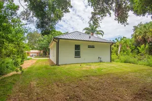 8525 64th Ave, Vero Beach, FL 32967 - Photo 30