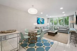 227 Brazilian Ave, Palm Beach, FL 33480 - Photo 2