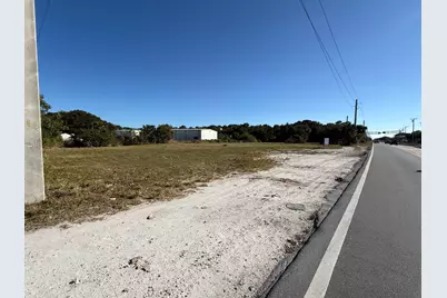 3112 Oleander Avenue, Fort Pierce, FL 34982 - Photo 6