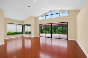 10091 Dover Carriage Ln, Lake Worth, FL 33449 - Photo 4