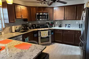 7 Greenway Village N, Royal Palm Beach, FL 33411 - Photo 4