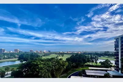 2425 Presidential Way #806, West Palm Beach, FL 33401 - Photo 2