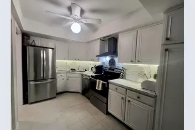 2425 Presidential Way #806, West Palm Beach, FL 33401 - Photo 10